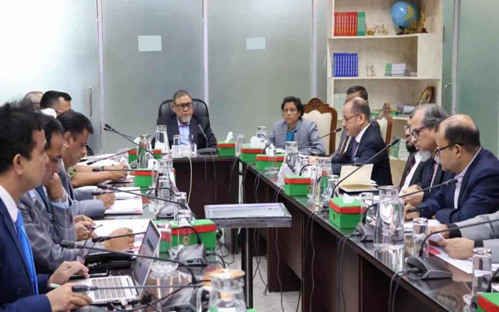 প্রথম বৈঠকে নাসির উদ্দিন কমিশন, আসতে পারে গুরুত্বপূর্ণ সিদ্ধান্ত