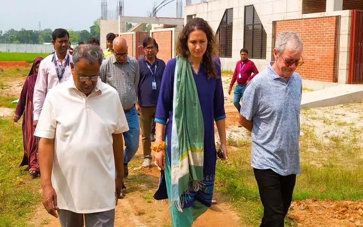 ঠাকুরগাঁওয়ে উচ্চশিক্ষার সম্ভাবনা যাচাইয়ে যুক্তরাজ্যের প্রতিনিধি দল