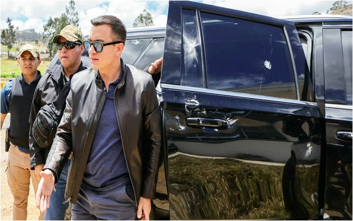 ইকুয়েডরের প্রেসিডেন্টকে হত্যার চেষ্টা