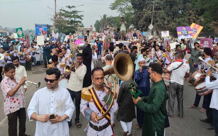 ঈদের ২য় দিনেও চলবে ডিএনসিসির ঈদমেলা