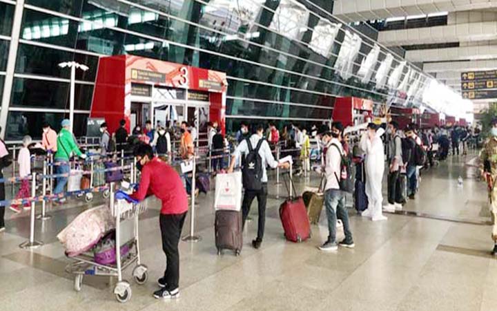 ভারত থেকে ফিরলেন আটকা পড়া আরো ১২৮ বাংলাদেশী