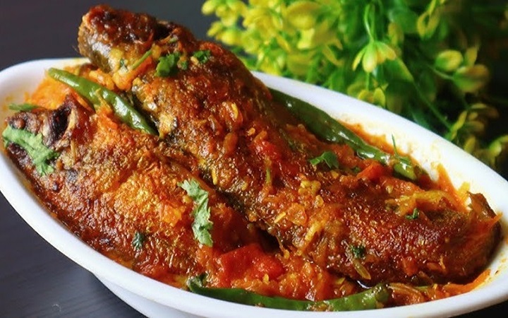 রেসিপি: টমেটো দিয়ে পাবদা মাছ ভুনা