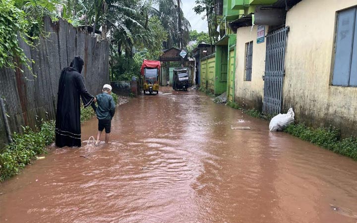 নোয়াখালীতে পানিবন্দি  ৪২ হাজার পরিবার, ক্ষতিগ্রস্ত ২ লাখ মানুষ