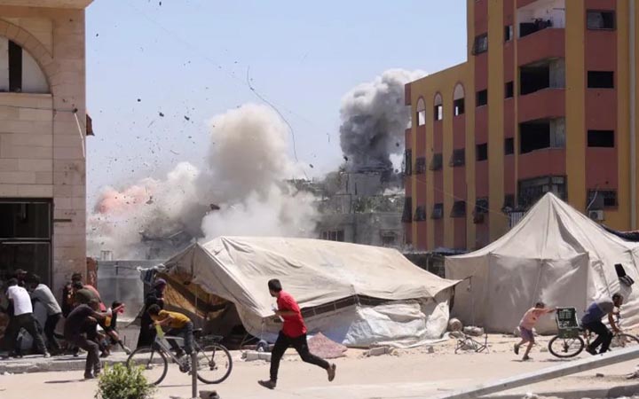 গাজা সিটি দখলে হামলা শুরু ইসরাইলের, নিহত ৮১