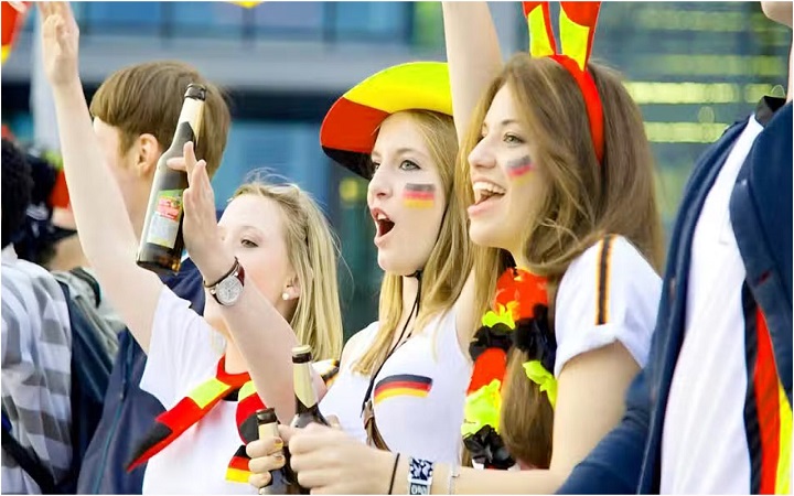 জার্মানিতে অভিবাসীদের আয় কেমন, যা বলছে গবেষণা