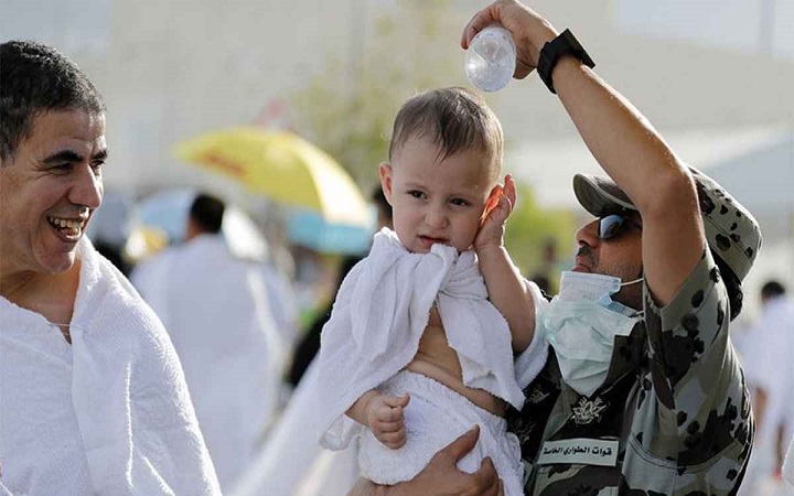 হজে শিশু সঙ্গী নিষিদ্ধ করল সৌদি আরব