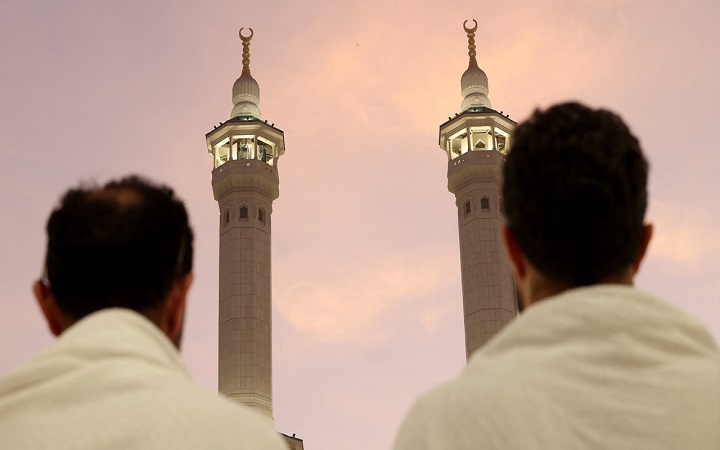 ওমরাহ করতে গিয়ে মারা গেলে যে মর্যাদা