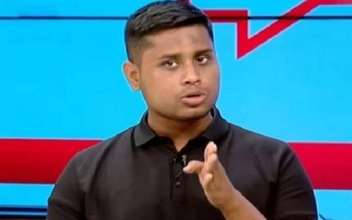 আন্দোলনরত শিক্ষকদের ফোন করলেন হাসনাত, হলো যে কথা