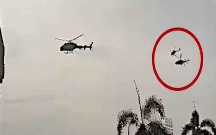 মাঝ আকাশে দুই হেলিকপ্টারের সংঘর্ষ, নিহত ৫