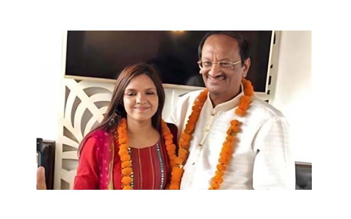 আইডিয়ালের গভর্নিং বডি থেকে মুশতাকের পদত্যাগ