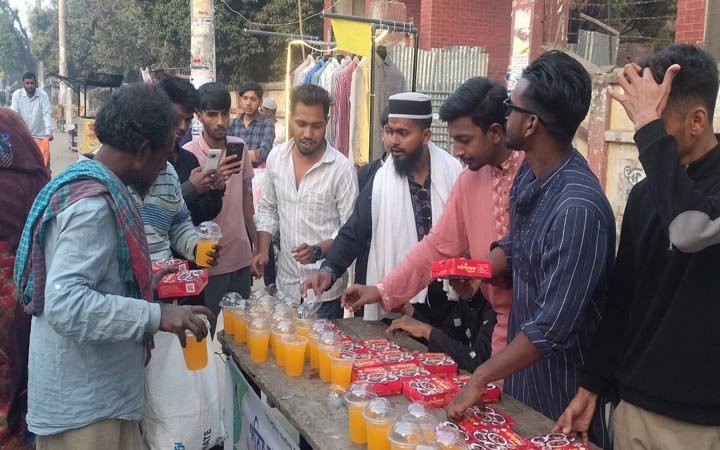 রাজবাড়ীতে ২ টাকায় ইফতার