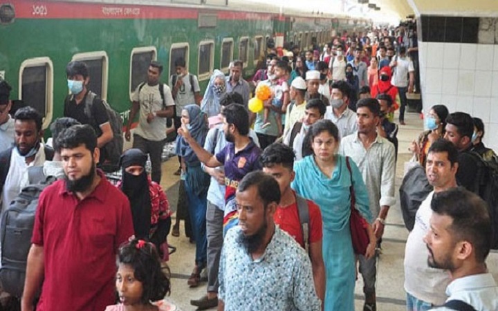 আজ থেকে ট্রেনে ঈদযাত্রা শুরু