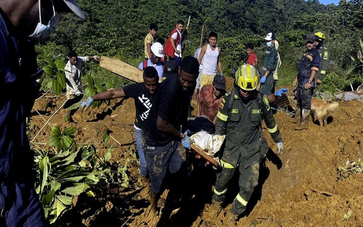 কলম্বিয়ায় ভূমিধসে নিহত বেড়ে ৩৩, অধিকাংশই শিশু