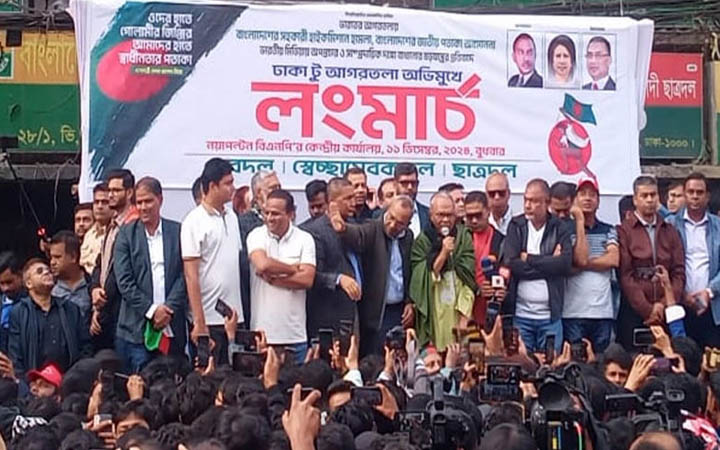 স্বাধীনতা এনেছি দিল্লির কাছে আত্মসমর্পণের জন্য নয়: রিজভী