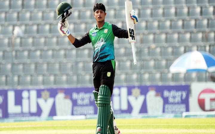 এনসিএল টি-টোয়েন্টির প্রথম সেঞ্চুরিয়ান জিসান