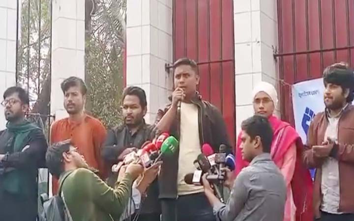 যারাই ফ্যাসিবাদের পক্ষে তরুণরা তাদেরই বিপক্ষে: হাসনাত