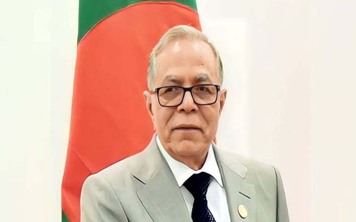 দেশ ছাড়লেন সাবেক রাষ্ট্রপতি আবদুল হামিদ