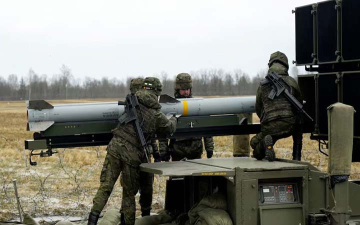 দুই যুদ্ধে অস্ত্র বিক্রি করে রেকর্ড আয় যুক্তরাষ্ট্রের