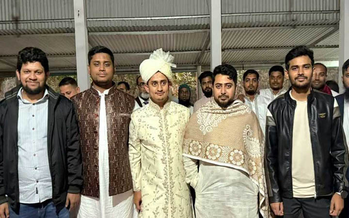 বিয়ে করলেন সারজিস আলম