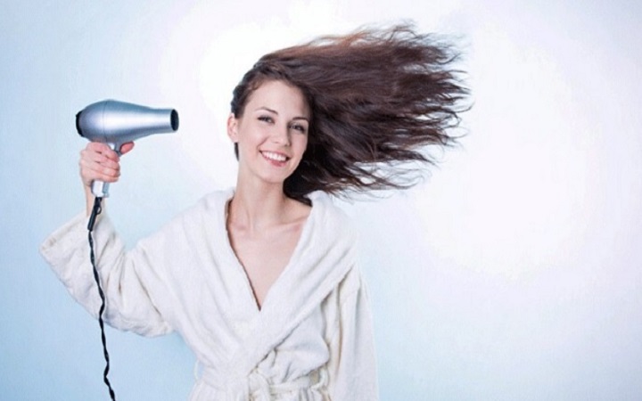 হেয়ার ড্রায়ারের ব্যবহার