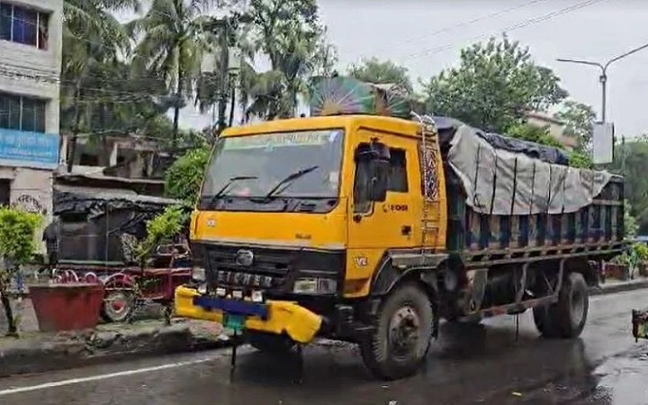 বেনাপোল দিয়ে সাত চালানে ভারত গেল ৪১০ মেট্রিক টন ইলিশ