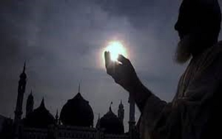 কুফরি, দারিদ্র্য ও কবরের আজাব থেকে মুক্তির দোয়া