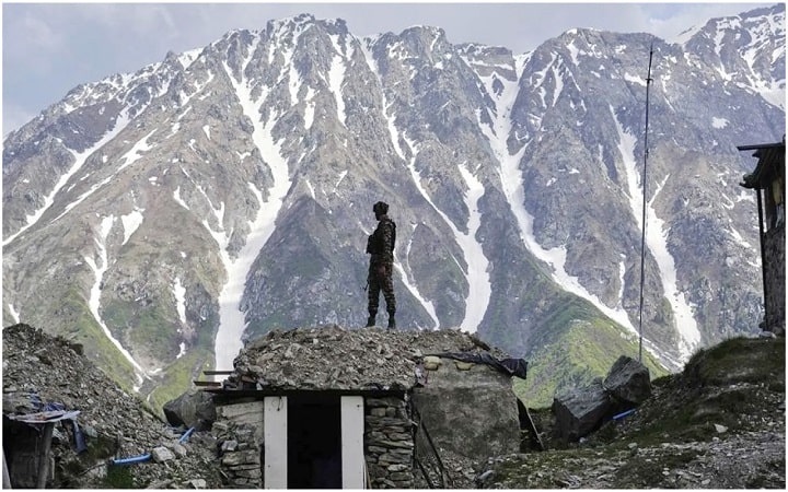 ভারতীয় সীমান্তরক্ষী বাহিনীর গুলিতে পাকিস্তানি নিহত