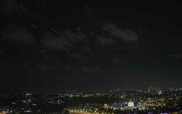 ইসরায়েলের ওপর হামলা বন্ধ করেছে ইরান