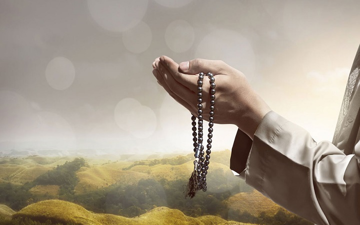 আল্লাহর জিকির যেভাবে অন্তর প্রশান্ত করে