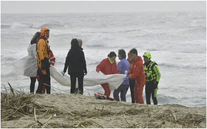ইতালি উপকূলে ভেসে আসছে অভিবাসনপ্রত্যাশীদের মরদেহ