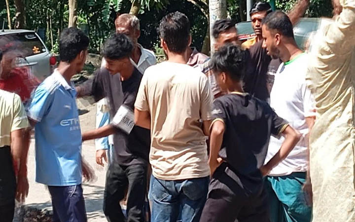 চাঁদপুরে জামায়াতের এমপি প্রার্থীর ওপর হামলার অভিযোগ, আহত ৬