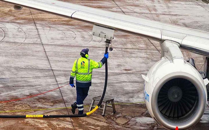 জেট ফুয়েলের অস্বাভাবিক মূল্যবৃদ্ধির ঘোষণা স্থগিত