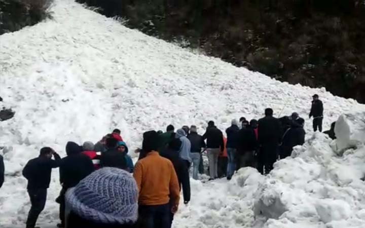 সিকিমের নাথু লায় ভয়াবহ তুষারধসে ৬ জনের মৃত্যু