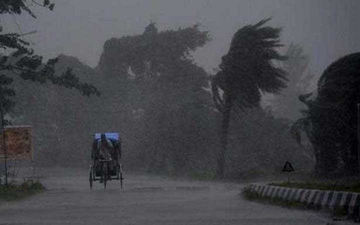 ভারতে ভারী থেকে অতিভারী বৃষ্টিপাতে সম্ভাবনা