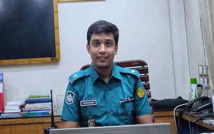 পরীমণি কাণ্ড : ডিবি থেকে সরিয়ে দেয়া হচ্ছে সাকলায়েনকে