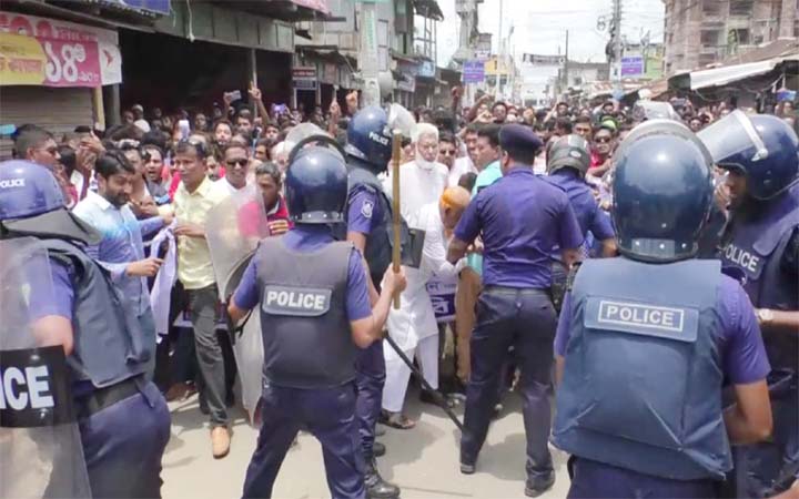 ভোলায় পুলিশ-বিএনপি সংঘর্ষে নিহত ১