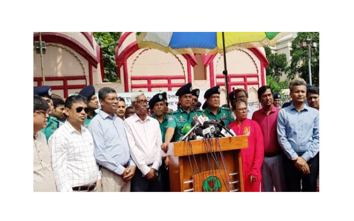 নির্বাচন সামনে রেখে পূজায় নিরাপত্তা শঙ্কা নেই : ডিএমপি কমিশনার