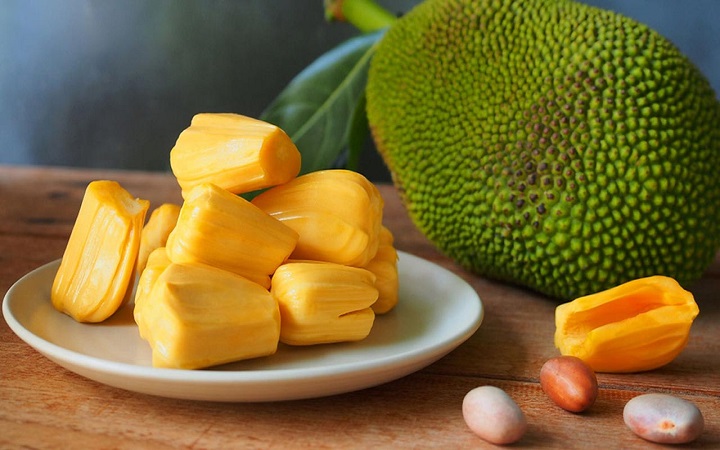 যেসব ফলে সবচেয়ে বেশি প্রোটিন থাকে