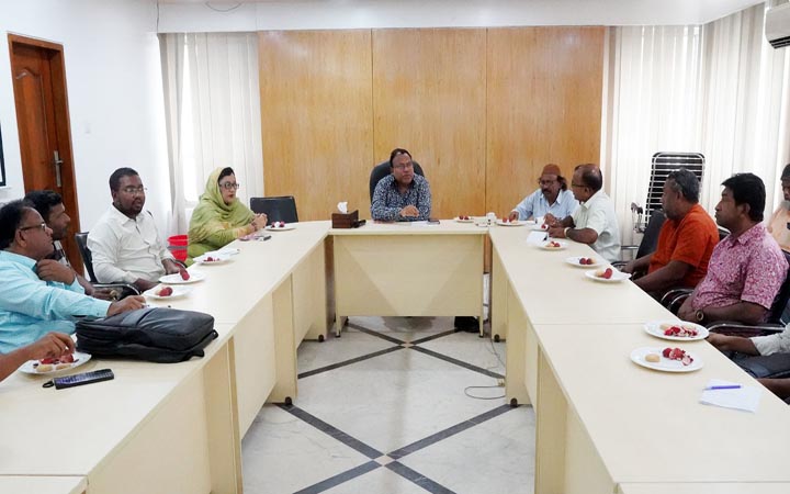 জলাবদ্ধতার নিরসনে কেসিসির ৩টি মোবাইল টিম গঠন