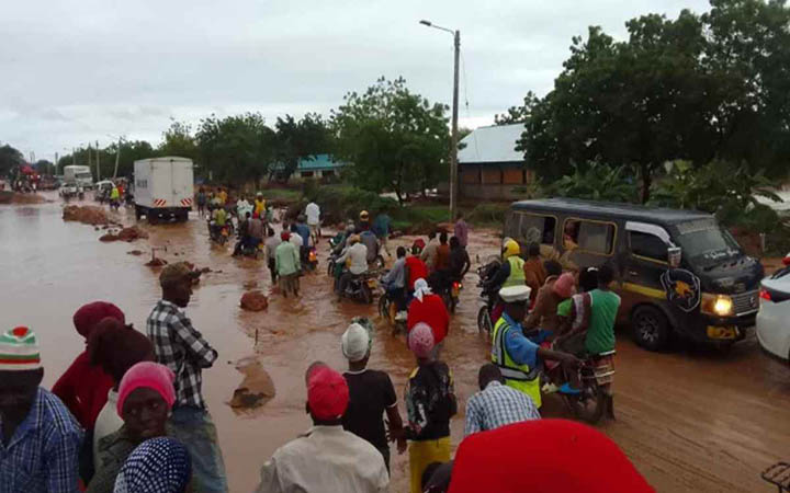 কেনিয়ায় বৃষ্টি-বন্যায় নিহত বেড়ে ১৬৯