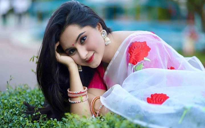 বিয়ে নিয়ে যা বললেন কেয়া পায়েল