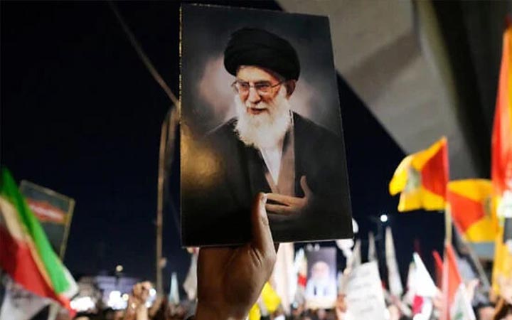 ইরানে ৭ দিনের সরকারি ছুটি ও ৪০ দিনের শোক ঘোষণা