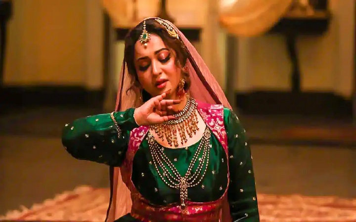 কৌশানি এবার ‘চন্দ্রমুখী’