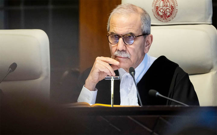 লেবাননের প্রধানমন্ত্রী হলেন আইসিজের শীর্ষ বিচারক নাওয়াফ সালাম