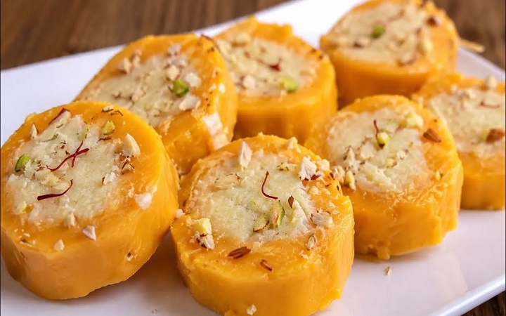 পাকা আমের মালাই কুলফি তৈরির রেসিপি জেনে নিন