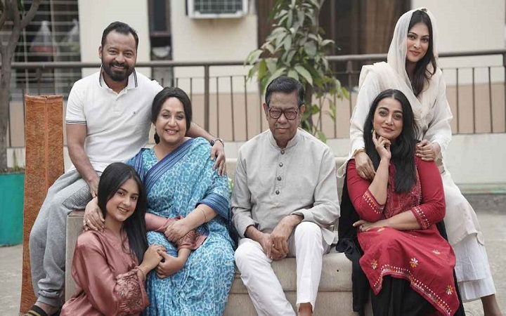 নতুন ধারাবাহিক ‘মিডল ক্লাস ফ্যামিলি’