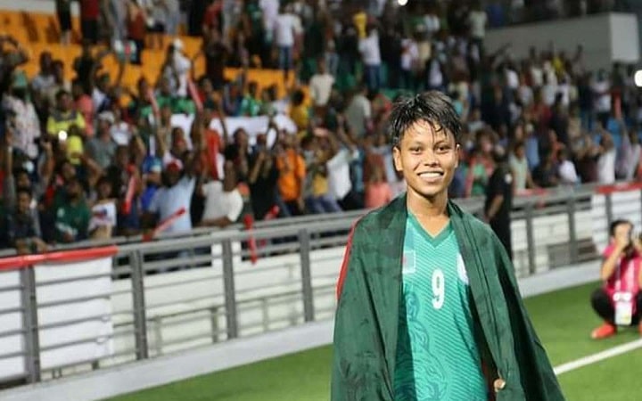 জিপিএ-৫ পেলেন ফুটবলার মিতু