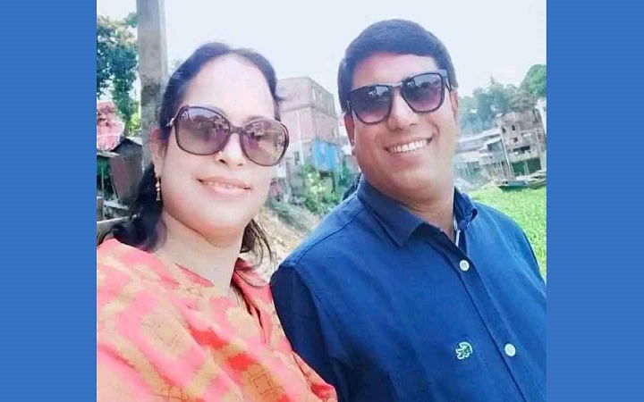 বগুড়ার আ'লীগ নেতা স্ত্রীসহ ঢাকায় গ্রেফতার