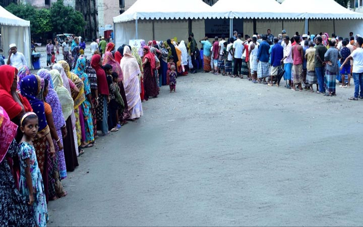 জুলাই পুনর্জাগরণ উৎসব উপলক্ষ্যে নৌবাহিনীর বিনামূল্যে মেডিকেল ক্যাম্প