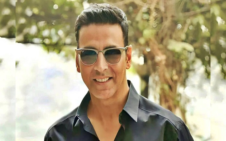 সিলেবাস সংশোধনের দাবি অক্ষয়ের